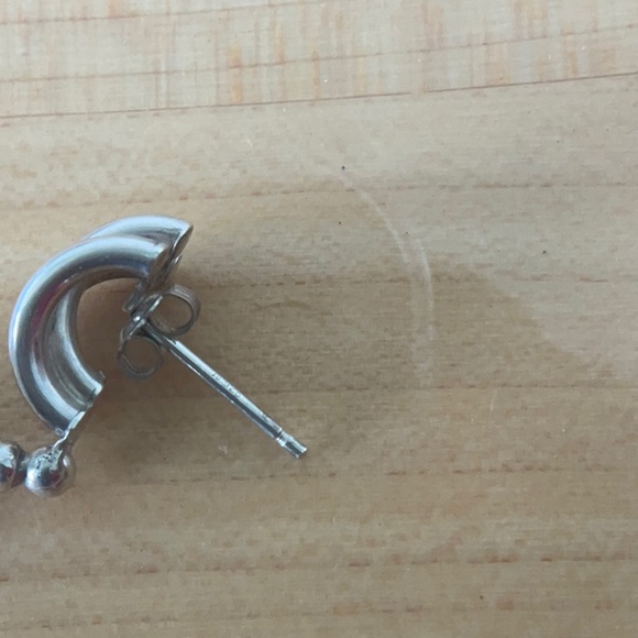 Vintage Sterling Silver Ribbed drop earrings - Picture 5 of 5